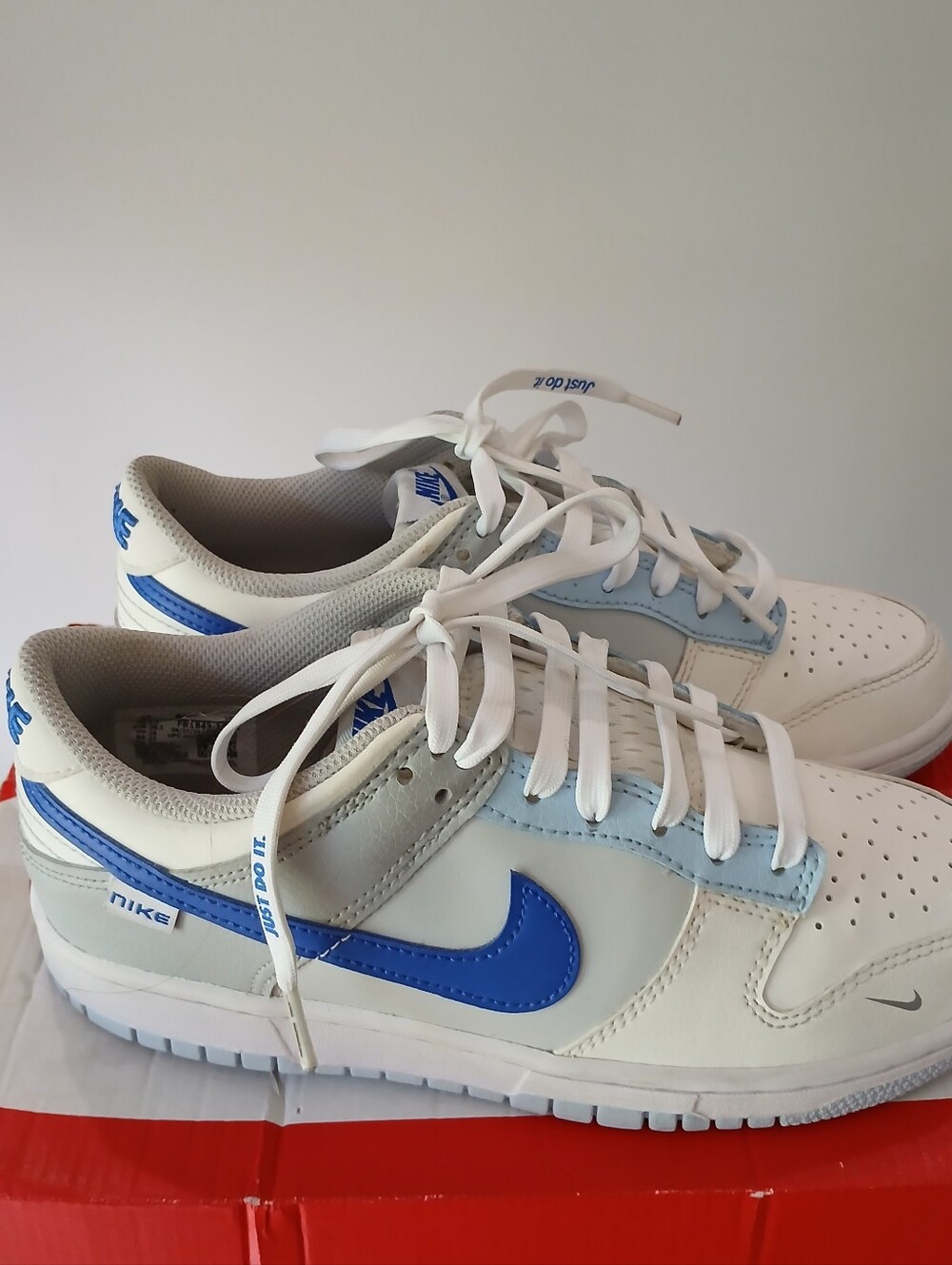 Nike Dunk Low GS "Ivory Hyper Royal" Style Code: FB1843-141